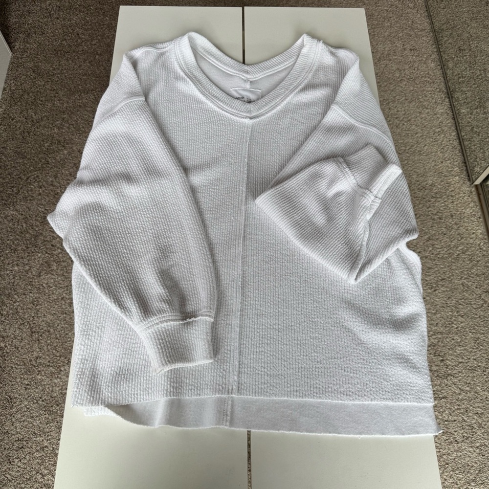 Aerie Oversized White Waffle Knit Sweater size XL